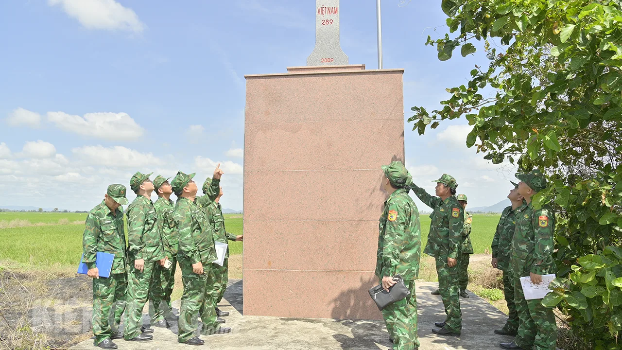 Các đơn vị biên phòng bảo vệ vững chắc chủ quyền, an ninh biên giới